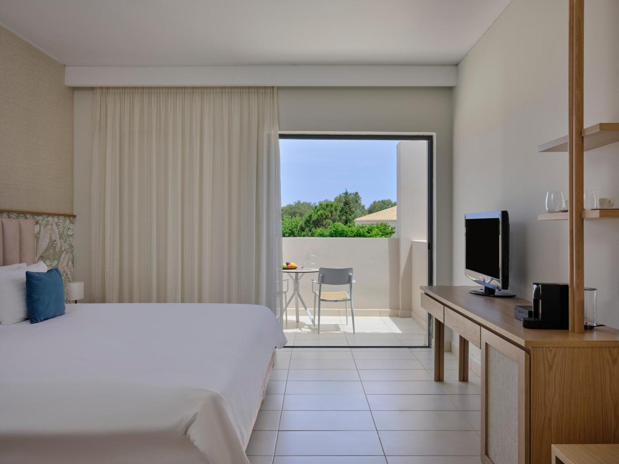 Rezort Atlantica Eleon Grand Tragaki